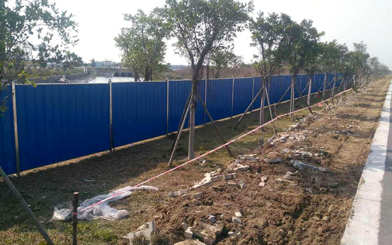 彩鋼瓦圍擋周轉(zhuǎn)幾次分析？彩鋼瓦圍擋拆除方法表示！